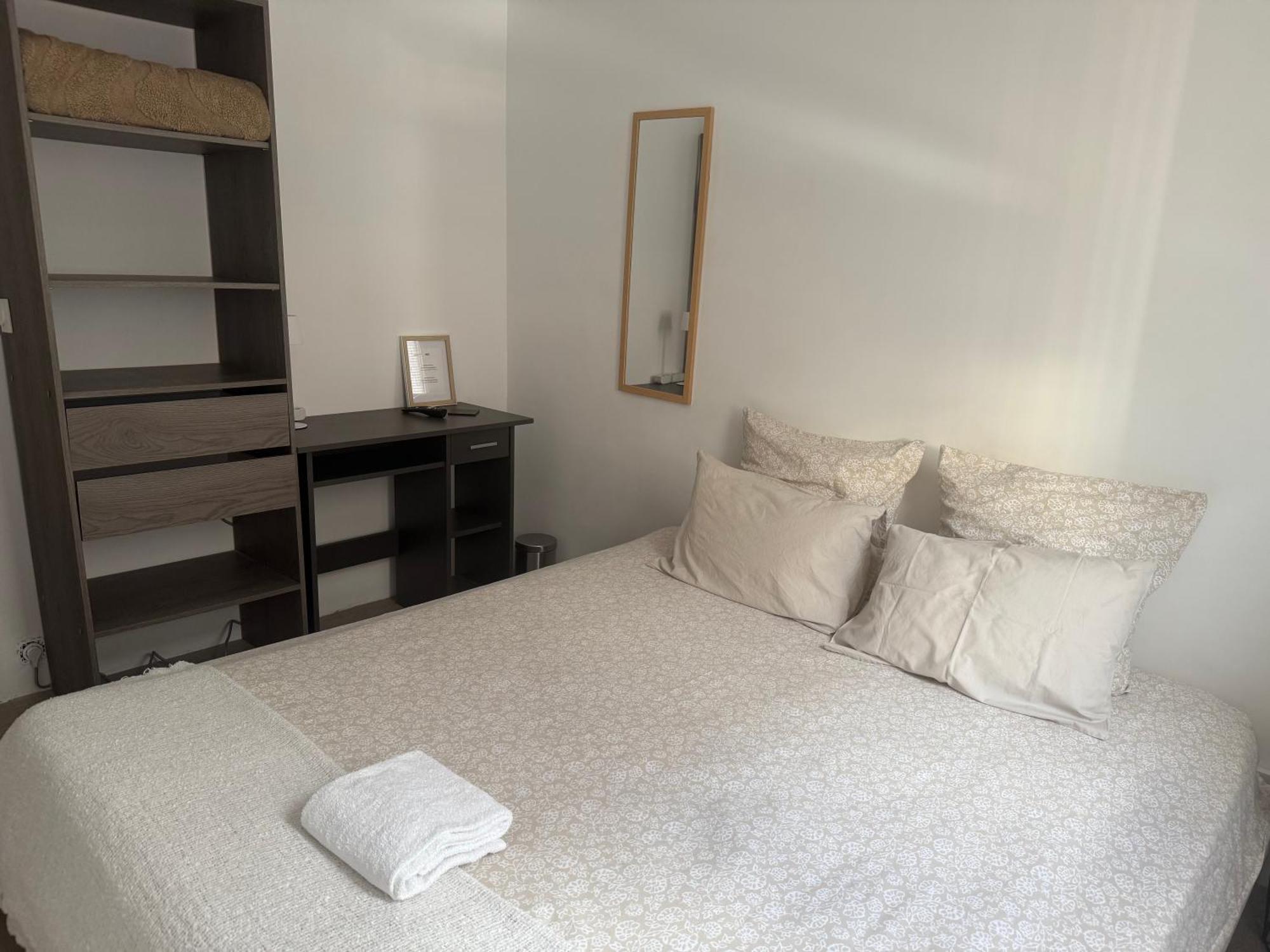 Privat In Private Security With Free Parking, 1 Minute From Tramway, 9 Minutes From De Center, Accessible Transports * Nizza